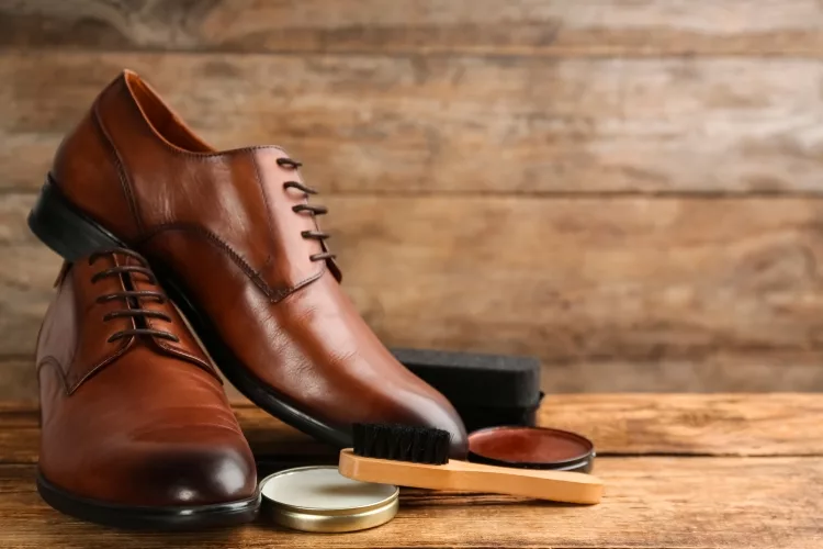 How to Get Rid of Creases in Shoes Without Iron